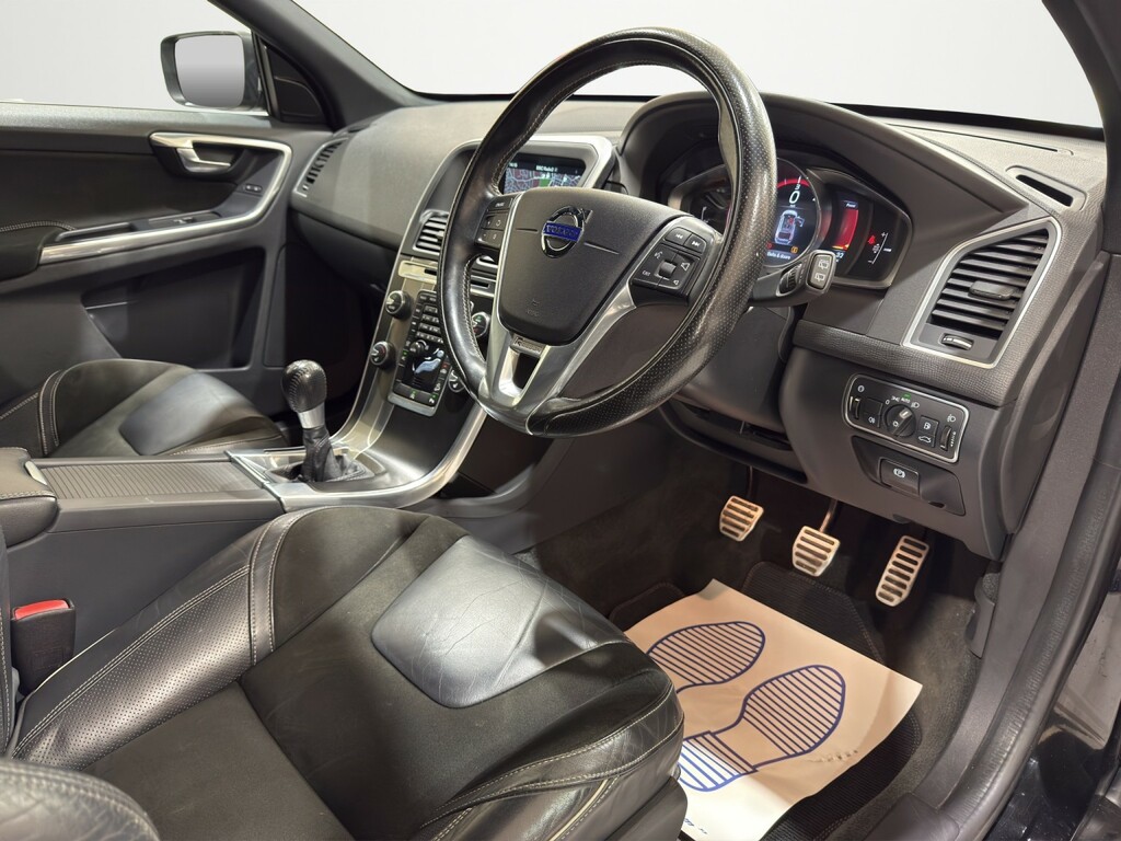 Volvo XC60 2.4 D5 R-design Nav Awd Euro 6 Ss 201565 Black #4