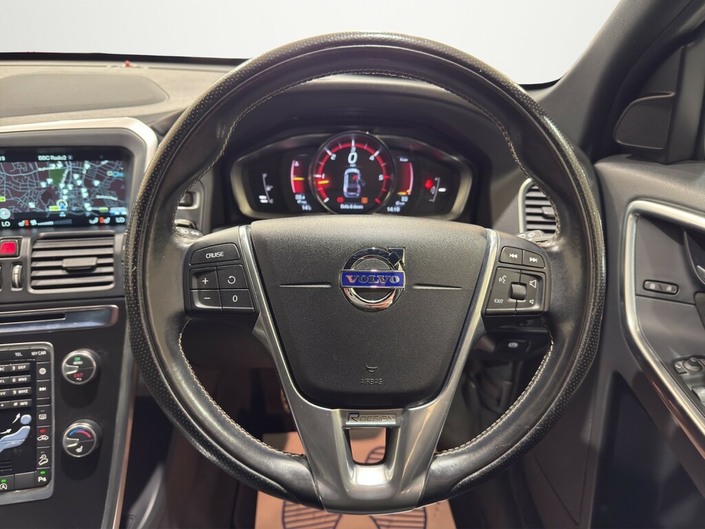 Volvo XC60 2.4 D5 R-design Nav Awd Euro 6 Ss 201565 Black #6