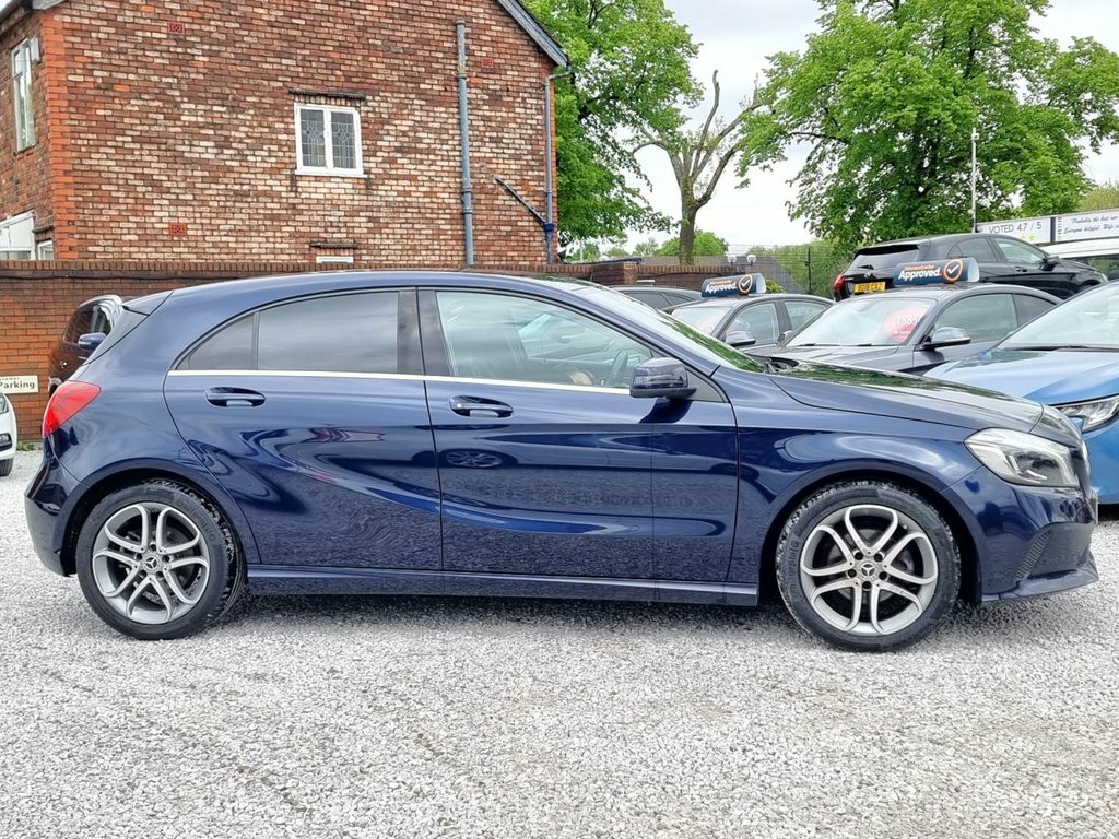 Mercedes-Benz A Class 1.5L Sport Edition GV18OLK Blue #3