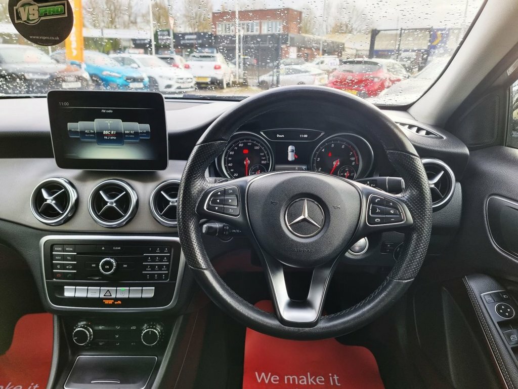 Mercedes-Benz GLA Class 1.6L Urban Edition LY68LLJ Grey #5