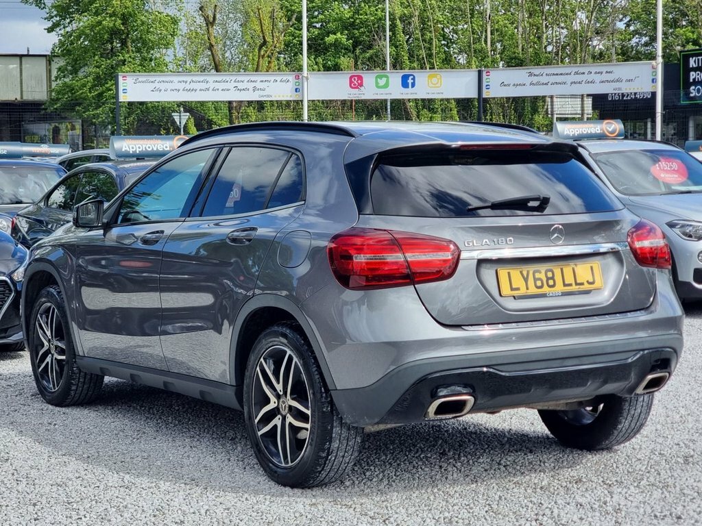 Mercedes-Benz GLA Class 1.6L Urban Edition LY68LLJ Grey #2