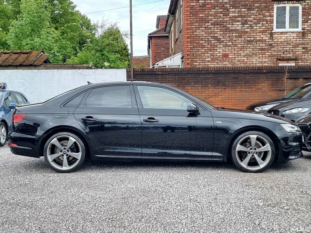 Audi A4 1.4L Black Edition AO18YJY Black #3
