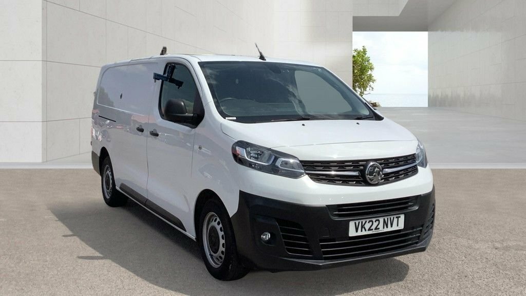 Vauxhall Vivaro 1.5L Dynamic 6Dr White