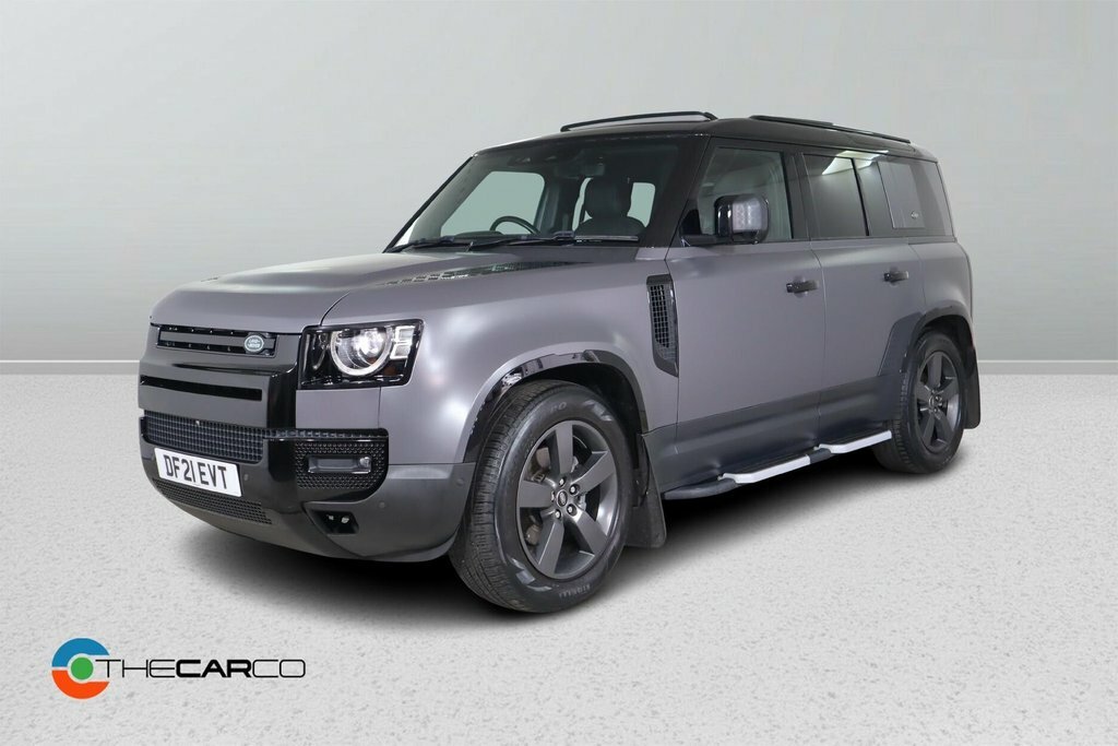 Land Rover Defender 110 2L Hse Black #4