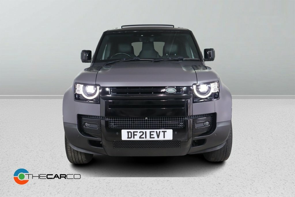 Land Rover Defender 110 2L Hse Black #3