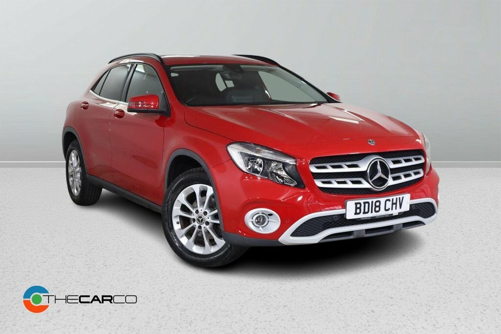 Mercedes-Benz GLA Class 1.6L Se Red