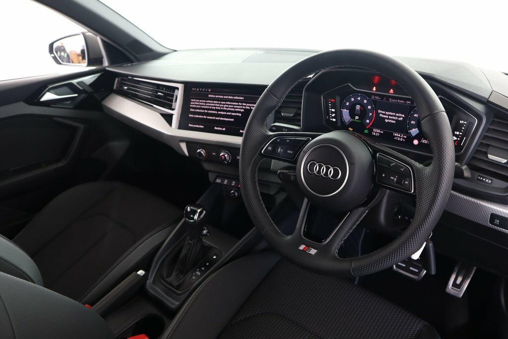 Audi A1 1L S Line SC25CXL Grey #2