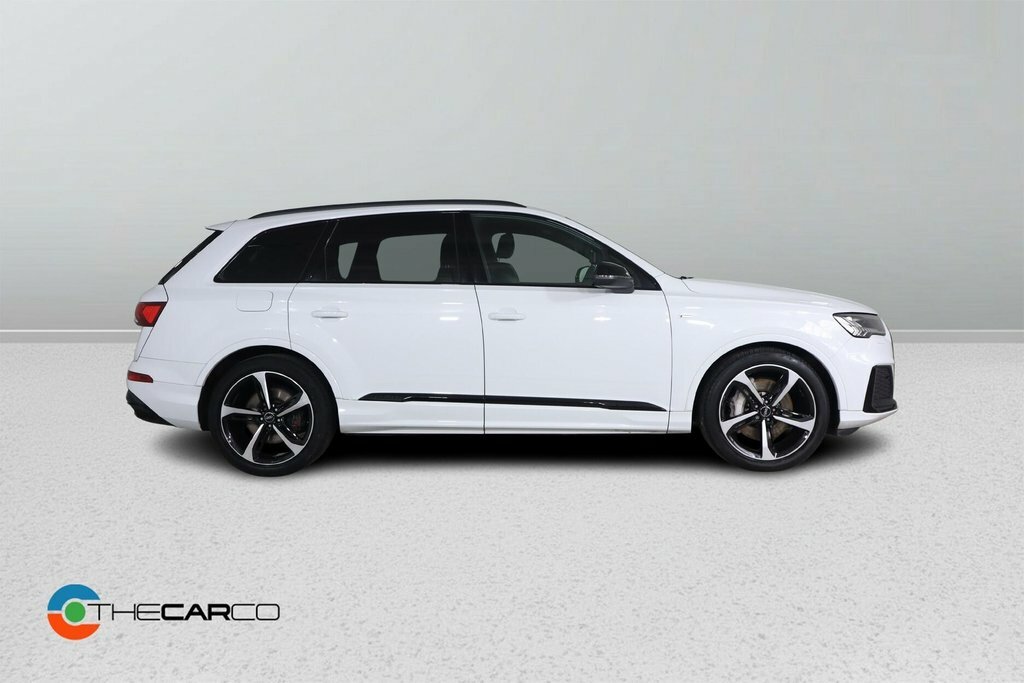 Audi Q7 3L Black Edition HV20AYW White #6