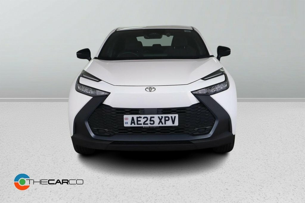 Toyota C-Hr 1.8L Icon AE25XPV White #3