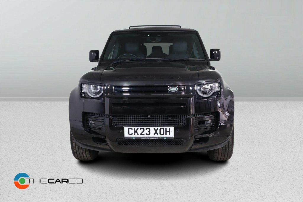 Land Rover Defender 130 3L X-dynamic Hse Black #3