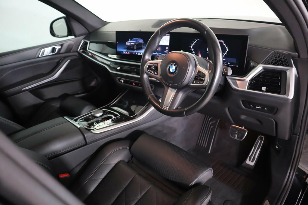 BMW X5 3L M Sport HN24KKW Black #2