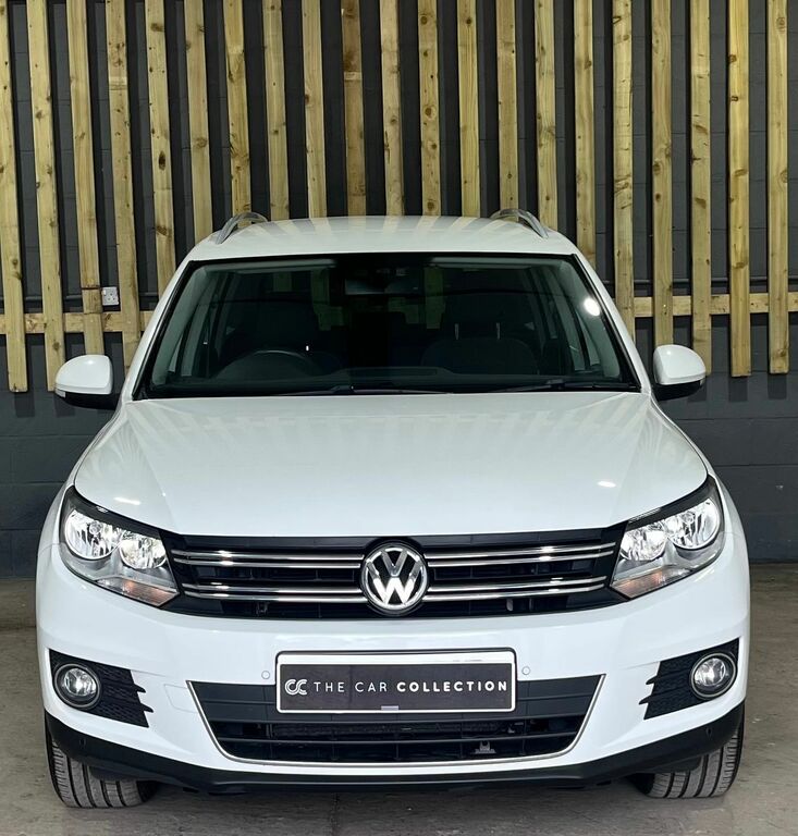 Volkswagen Tiguan 2.0 Tdi Bluemotion Tech Match Suv Manua DV15WKB White #2