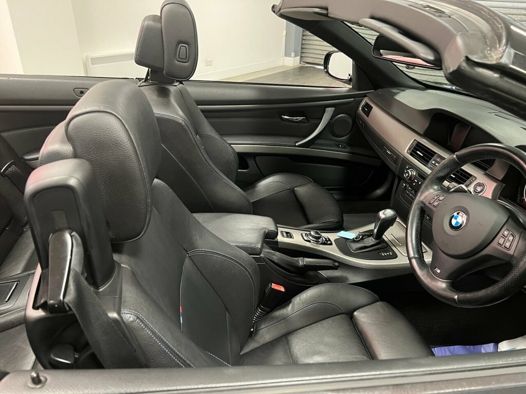 BMW 3 Series Convertible YD62ULJ Black #5