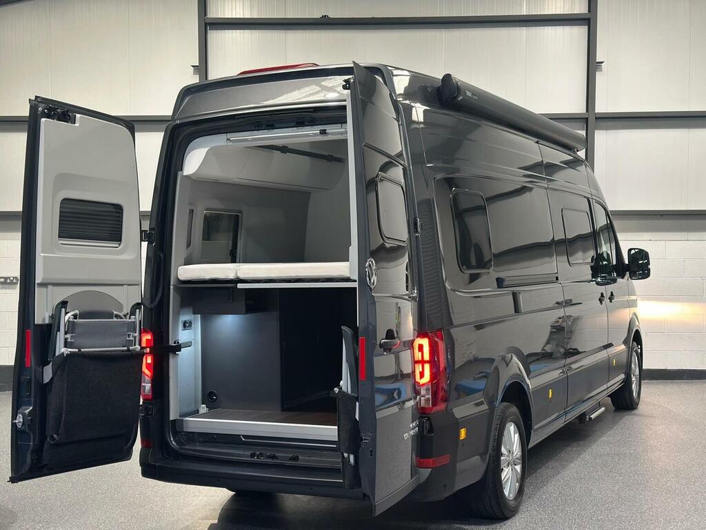 Volkswagen Grand California Motorhome 2.0 Tdi 680 Fwd Euro 6 Ss 2 Grey #6
