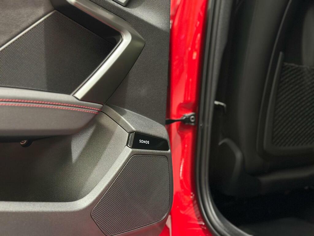 Audi RS3 Hatchback 2.5 Tfsi Carbon Black Sportback S Tronic LMZ2750 Red #5