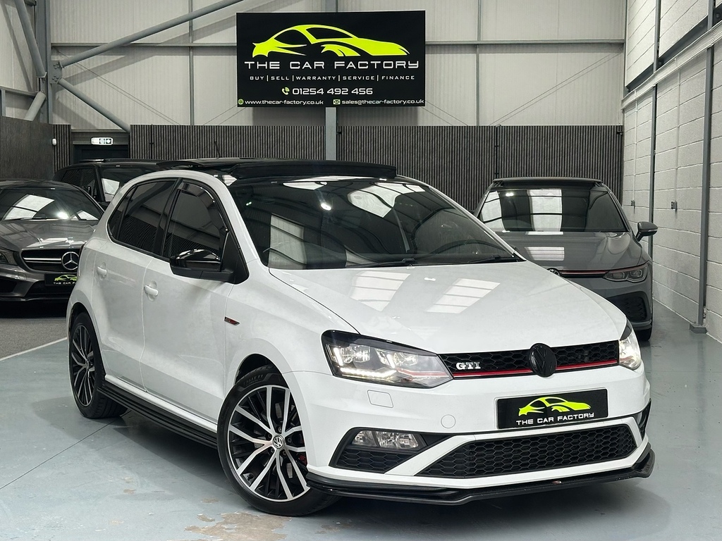 Volkswagen Polo 1.8 Tsi Bluemotion Tech Gti Hatchback M White