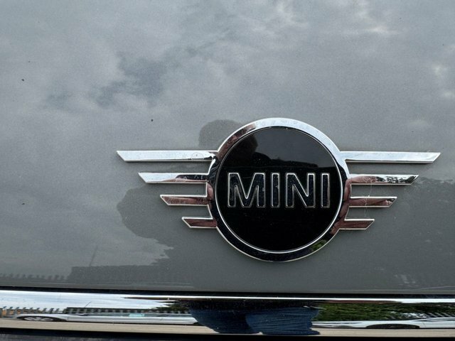 Mini Clubman 1.5 Cooper Estate 6Dr Steptronic Euro 6 S YK68NXU Grey #4