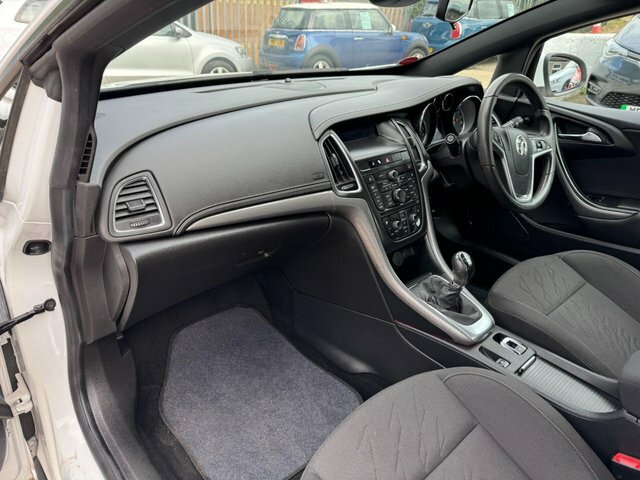 Vauxhall Cascada Elite Cdti 2015 65 White #15