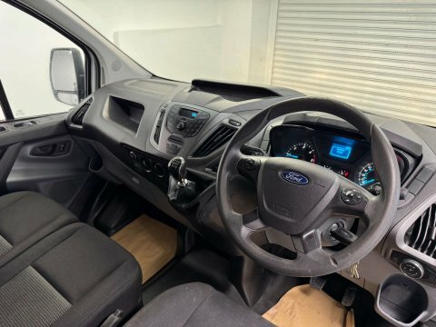 Ford Transit Custom 2017 67 2.0 MX67YYT White #3