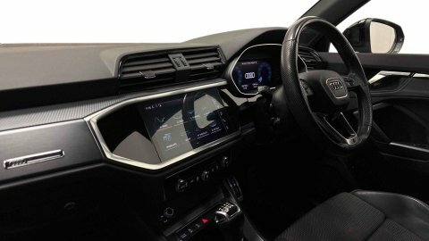 Audi Q3 2020 70 1.5 RE70WLR Black #2