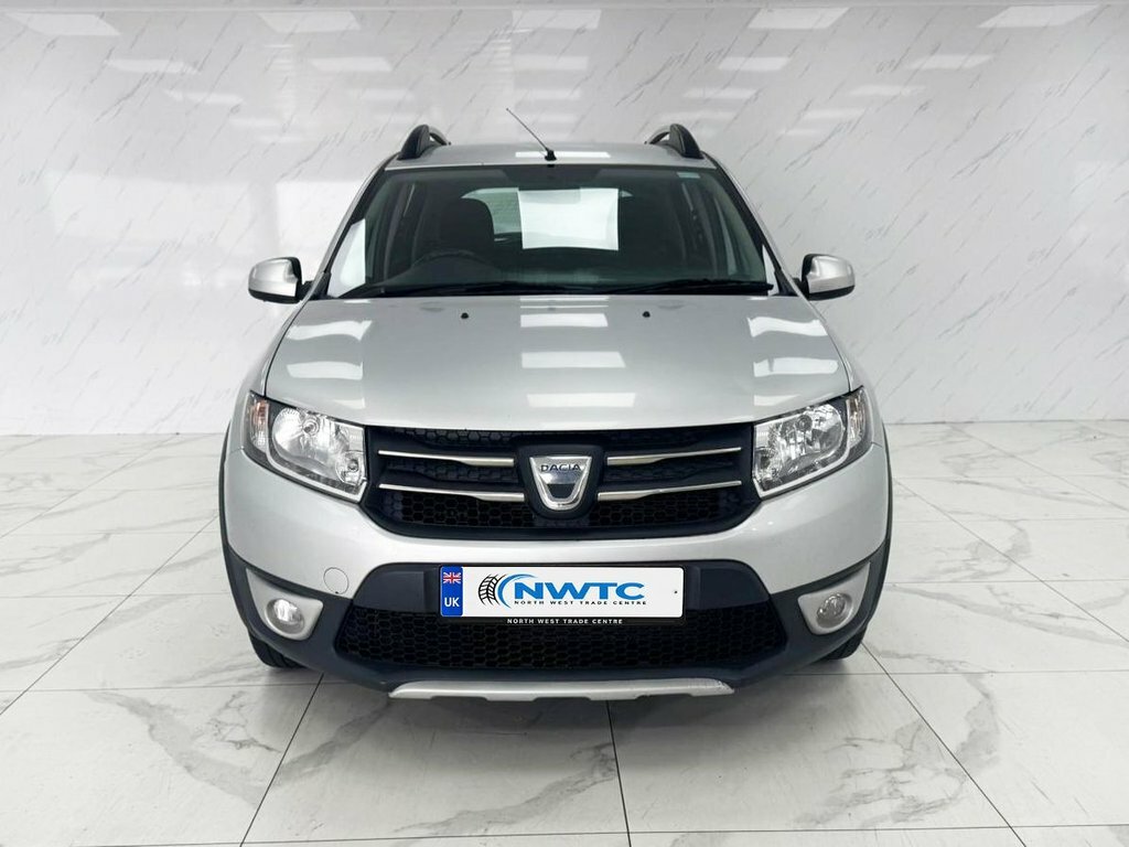 Dacia Sandero Stepway 0.9L Laureate SK14VCG Silver #3