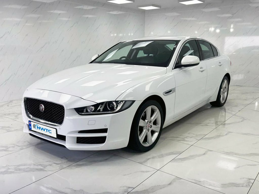 Jaguar XE 2L Portfolio OY65JOH White #5