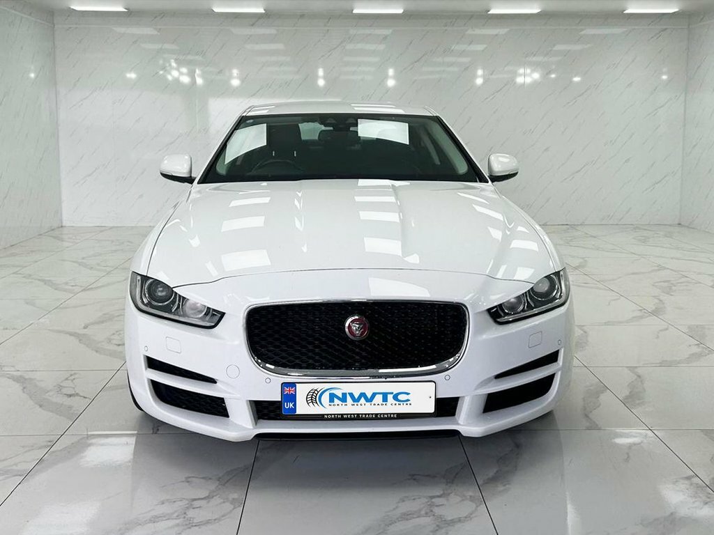 Jaguar XE 2L Portfolio OY65JOH White #3