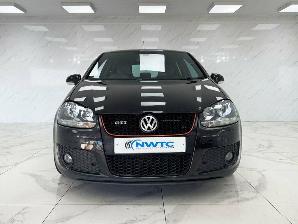 Volkswagen Golf 2L Gti Black #3