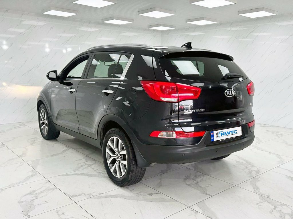 Kia Sportage 1.6L Black Edition Black #6
