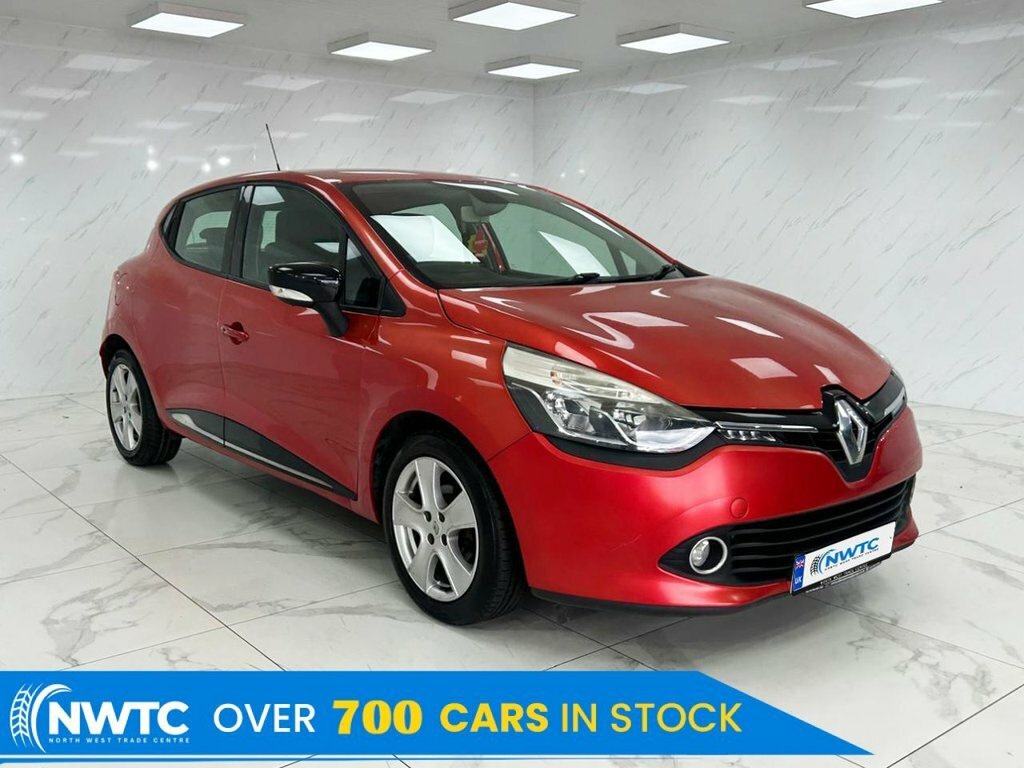 Renault Clio 1.2L Dynamique Medianav Red