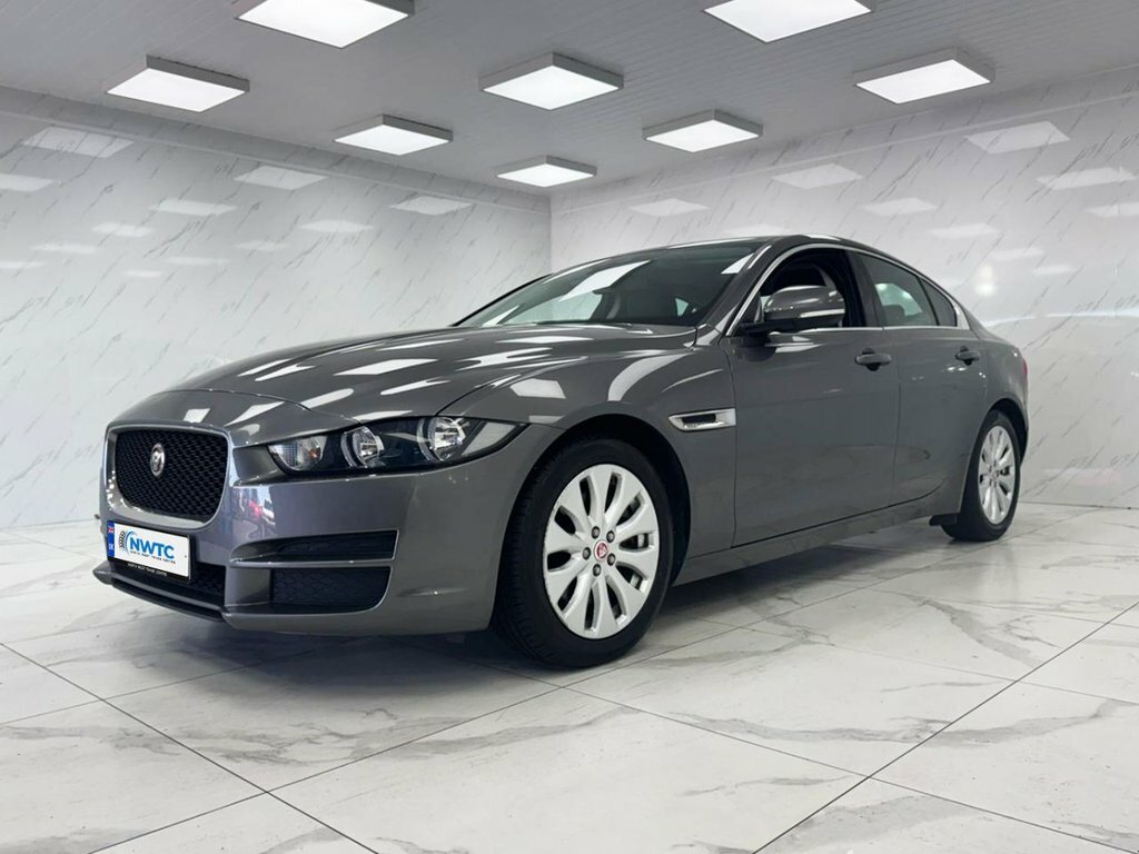 Jaguar XE 2L Prestige LM66GXL Grey #4