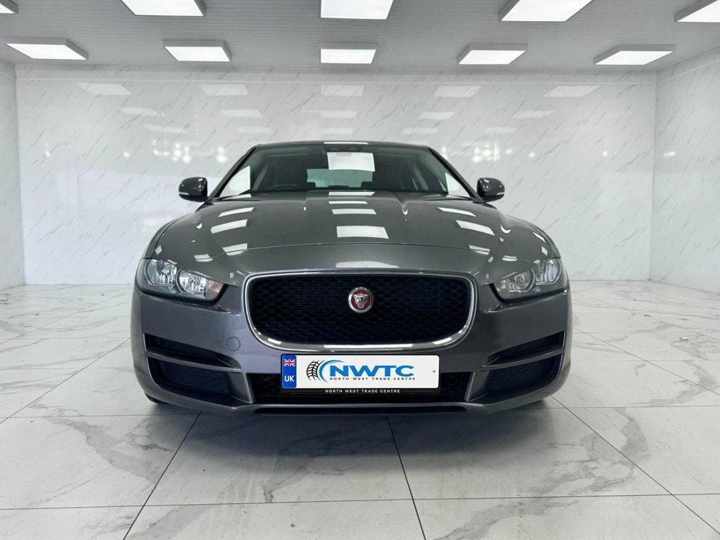 Jaguar XE 2L Prestige LM66GXL Grey #3