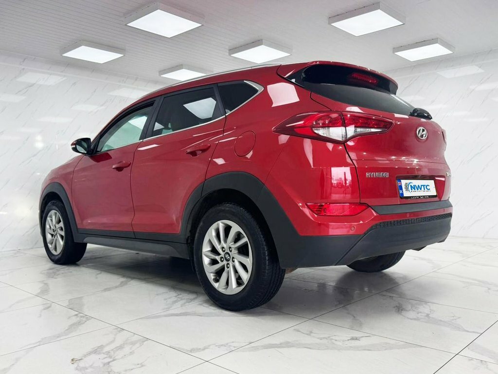 Hyundai Tucson 1.7L Premium FP65EDC Red #6