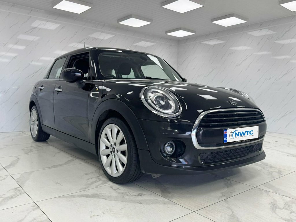 Mini Hatch 1.5L Cooper Classic FY69WZM Black #2