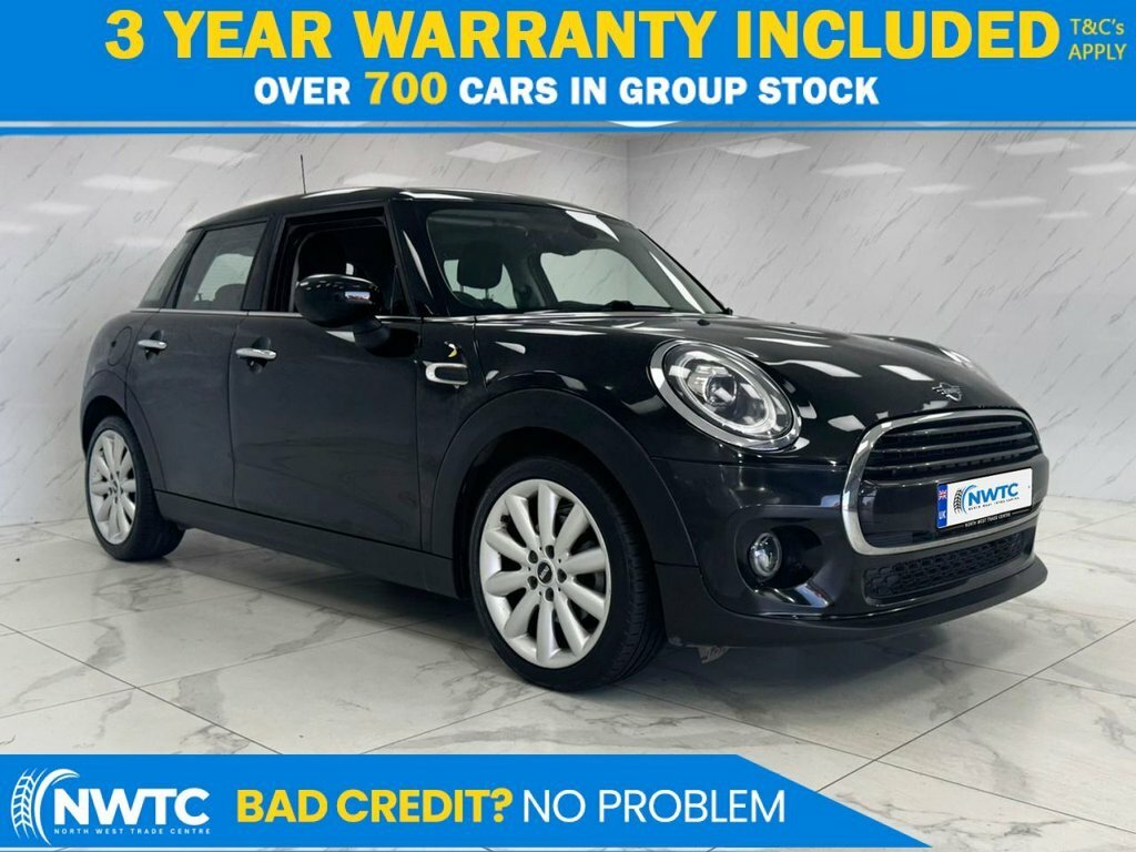 Mini Hatch 1.5L Cooper Classic Black