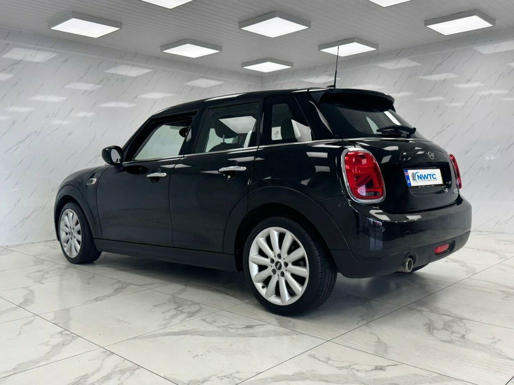 Mini Hatch 1.5L Cooper Classic FY69WZM Black #6