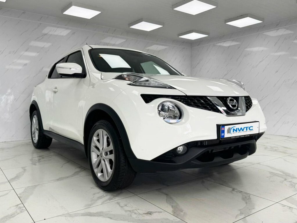 Nissan Juke 1.2L N-connecta Silver #2