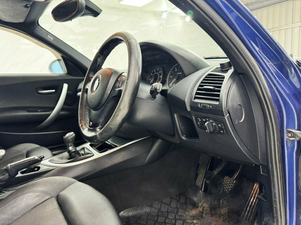 BMW 1 Series 2.0 118D M Sport Euro 4 Black #17
