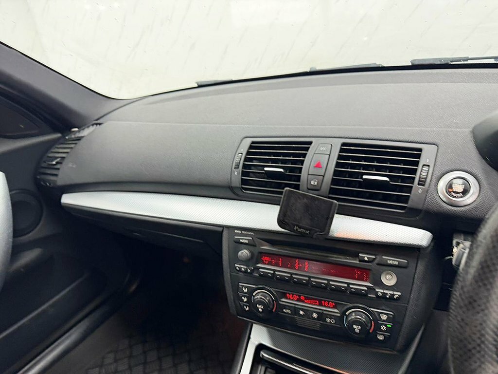 BMW 1 Series 2.0 118D M Sport Euro 4 Black #13