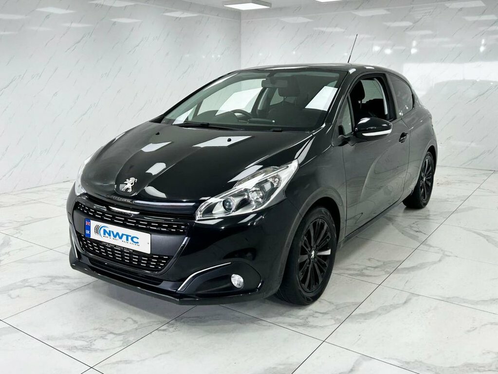 Peugeot 208 1.2L Black Edition VO18HVZ Black #4