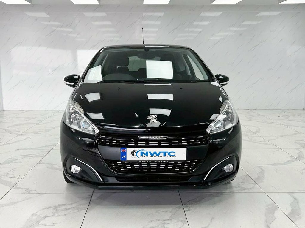 Peugeot 208 1.2L Black Edition VO18HVZ Black #3