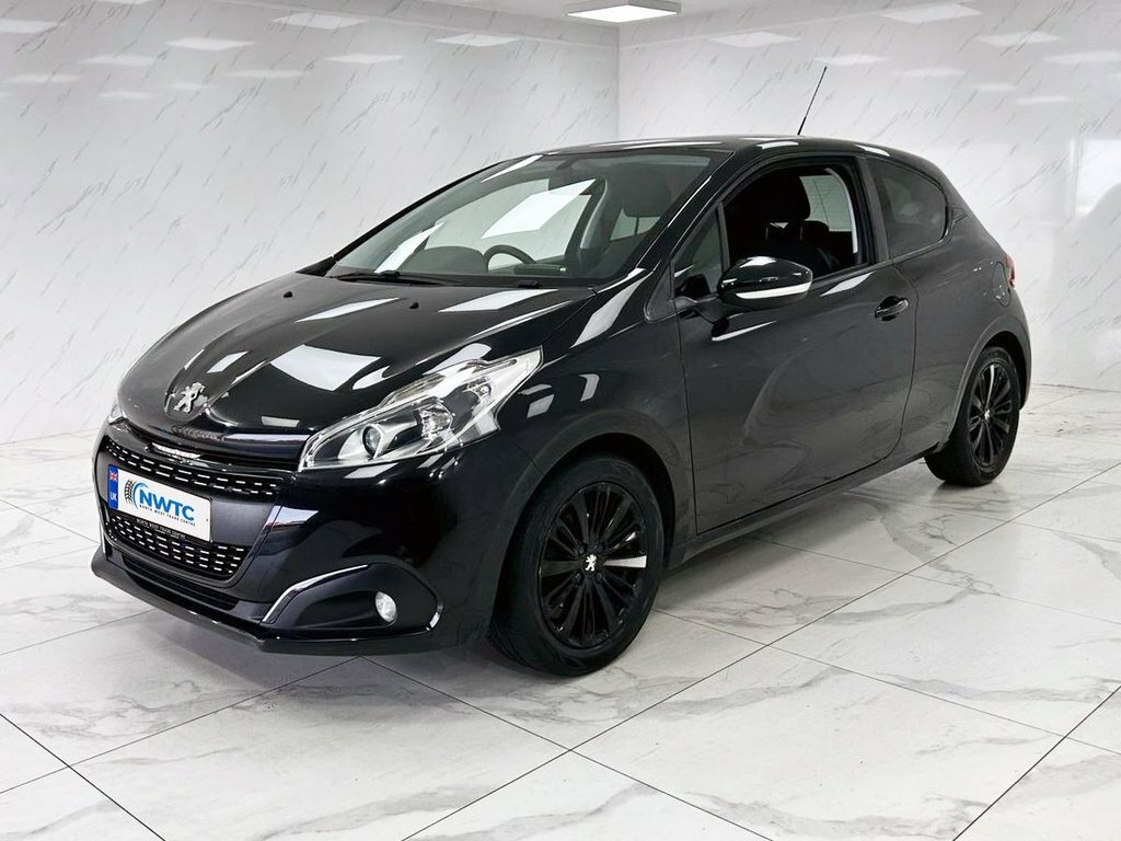 Peugeot 208 1.2L Black Edition VO18HVZ Black #5
