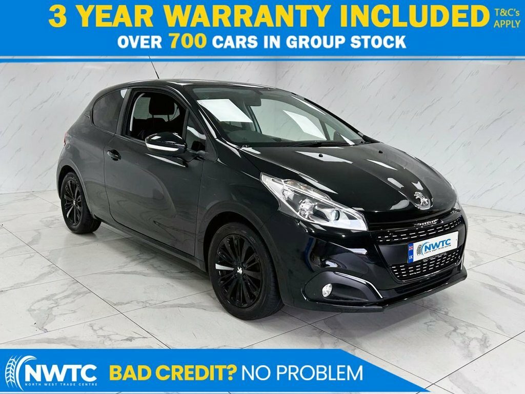 Peugeot 208 1.2L Black Edition Black