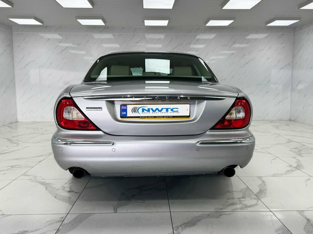 Jaguar XJ V8 Sport Blue #8