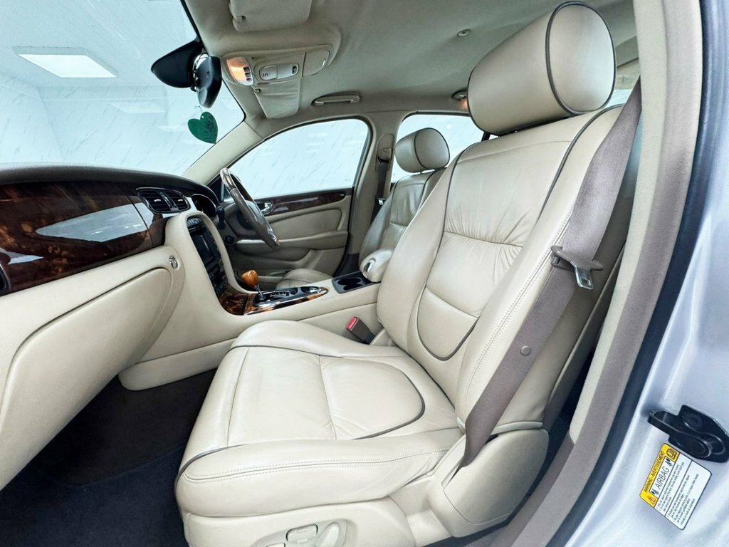 Jaguar XJ V8 Sport Blue #11