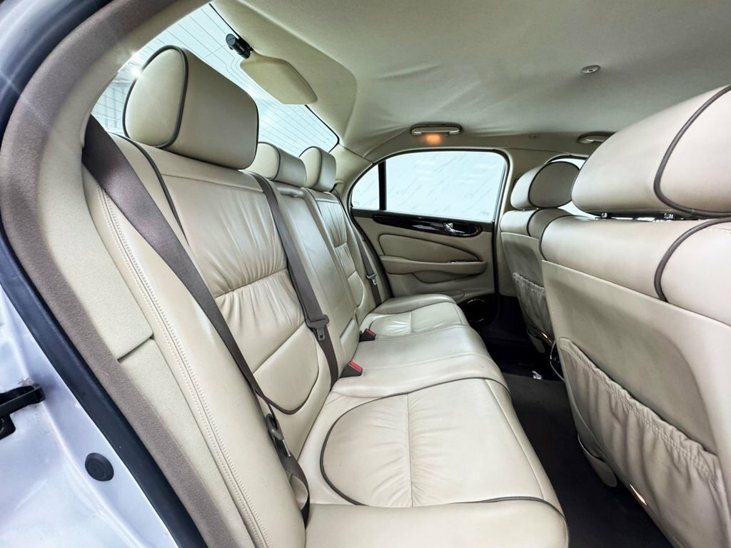 Jaguar XJ V8 Sport Blue #20