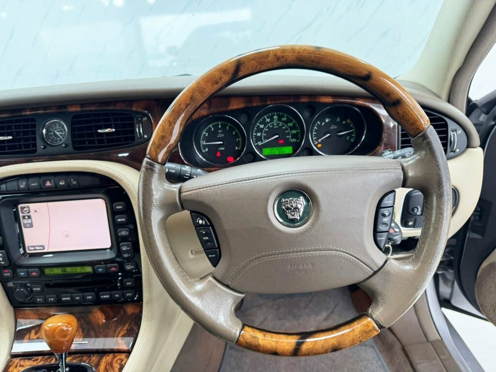 Jaguar XJ V8 Sport Blue #16
