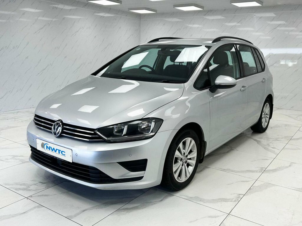 Volkswagen Golf SV 1.6L Se CU65ZHX Silver #4