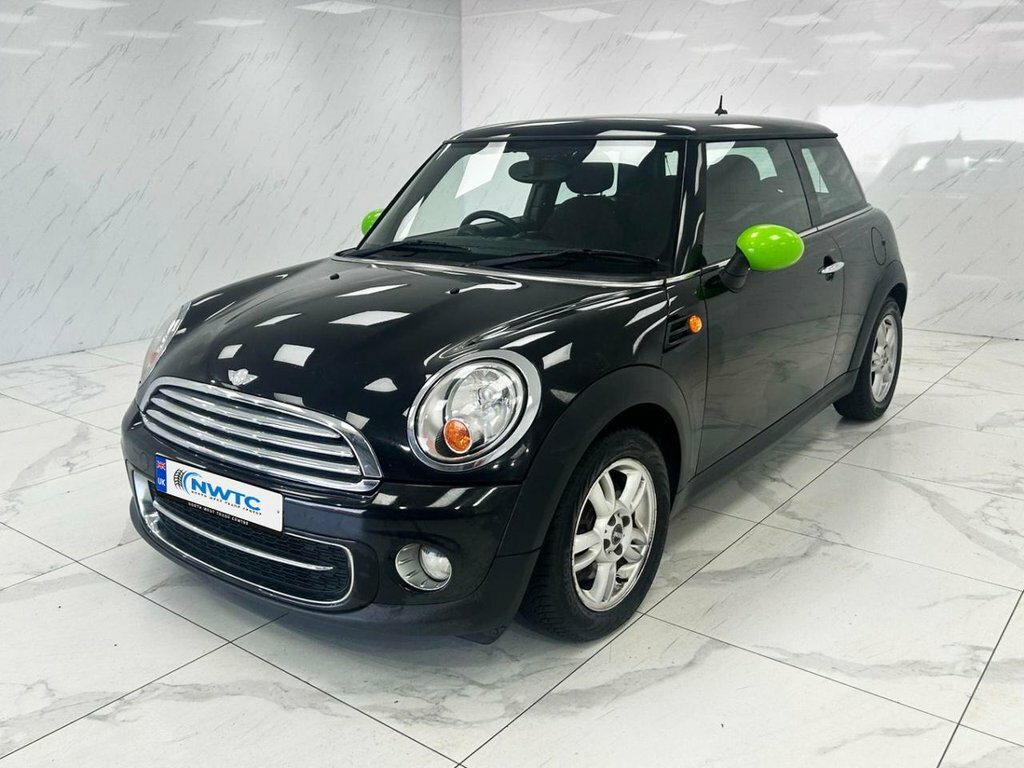 Mini Hatch 1.6L Cooper D Black #4