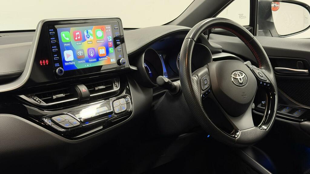 Toyota C-Hr 1.8 Vvt-h Gr Sport Suv White #2